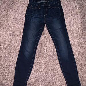 dark wash skinny jeans